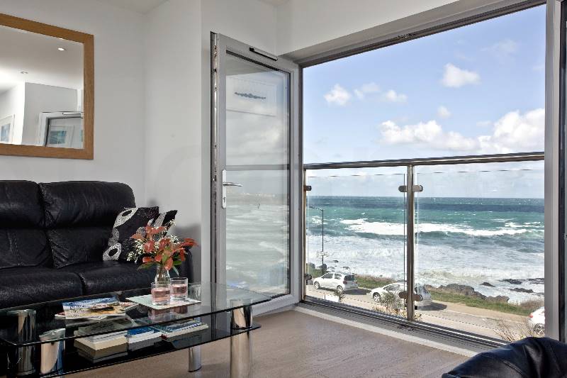 Click here for more about 5 Fistral Beach