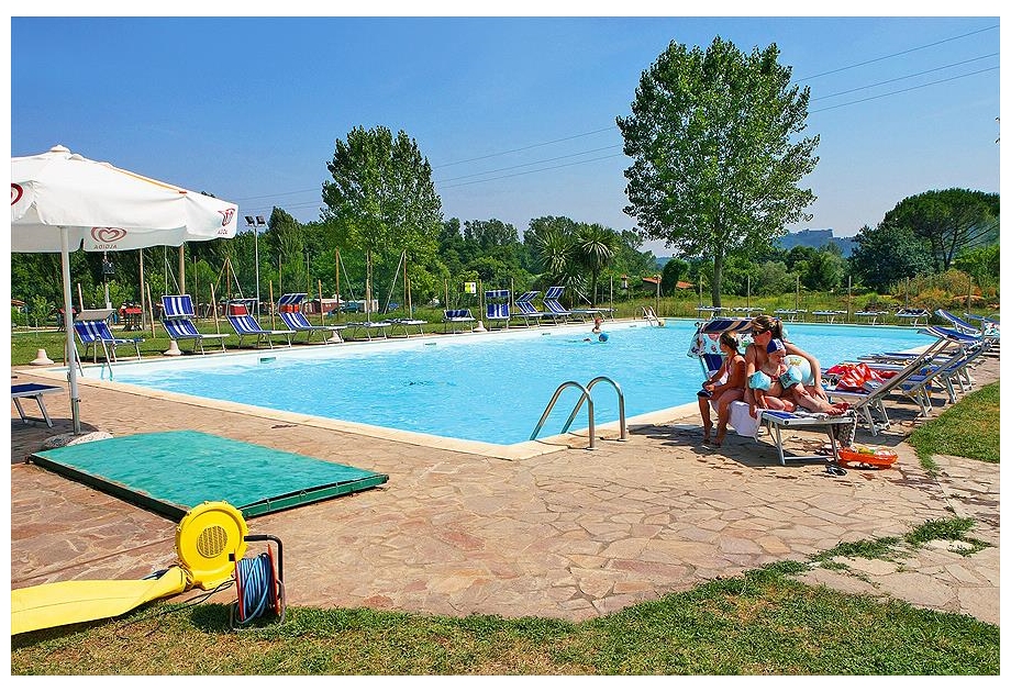 Campsite Roma Flash