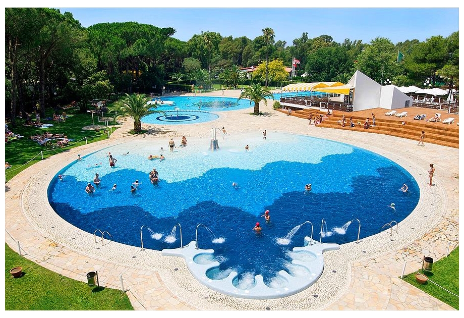 Baia Domizia Camping Village